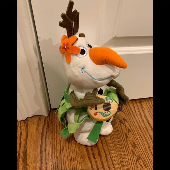 Disney Store Authentic Frozen Olaf in Hula Skirt w/Ukulele Plush Toy - Picture 1 of 5